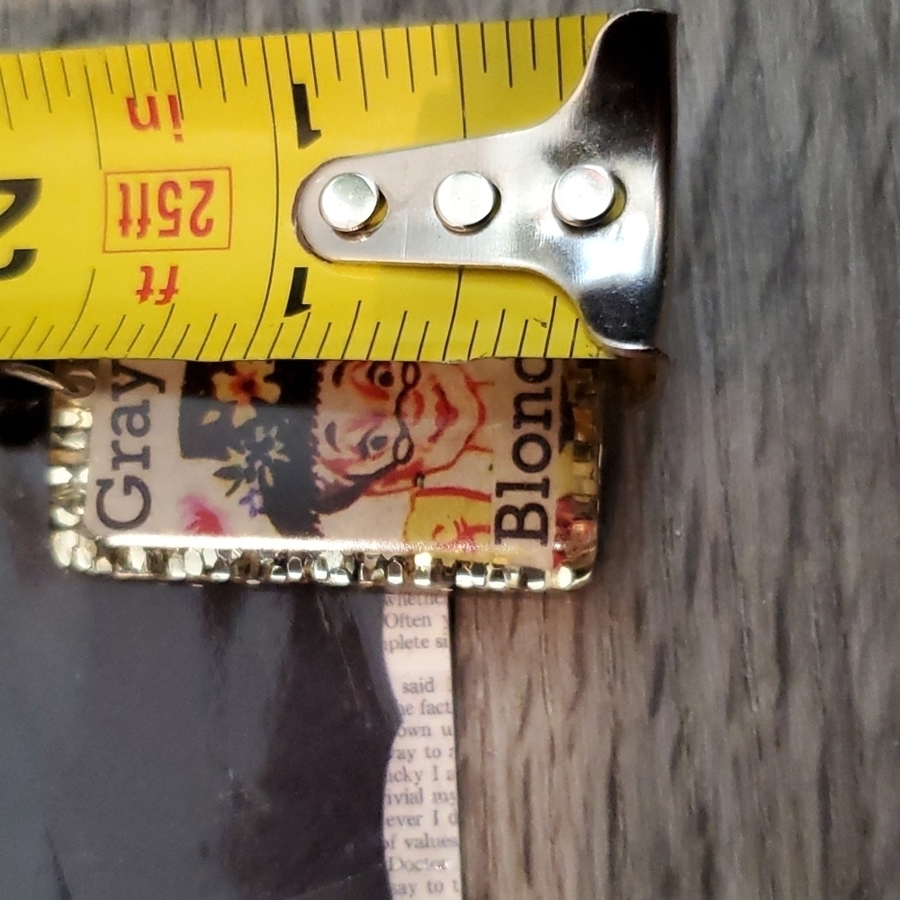 🧿 GRAY IS THE NEW BLONDE - Picture 7 of 7